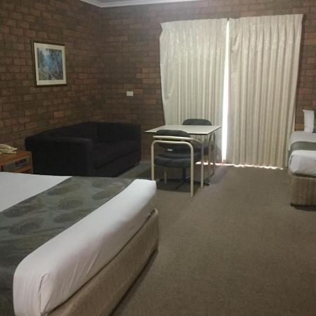 מואמה Sportslander Motor Inn מראה חיצוני תמונה